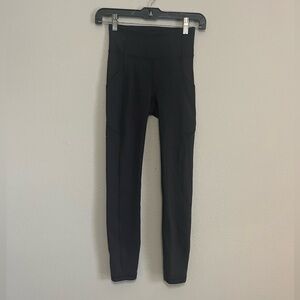 LULULEMON black pocketed‎ leggings size 2